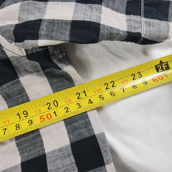 Rip Curl Mens Large Black White Button Shirt Plaid Pockets Short Sleeve Casual - Picture 8 of 10